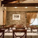 Borgo Machetto Ντεζεντσάνο ντελ Γκάρντα
