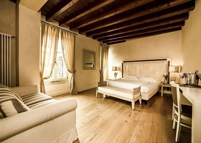 Borgo Machetto Desenzano del Garda