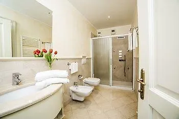 Borgo Machetto 4* Desenzano del Garda